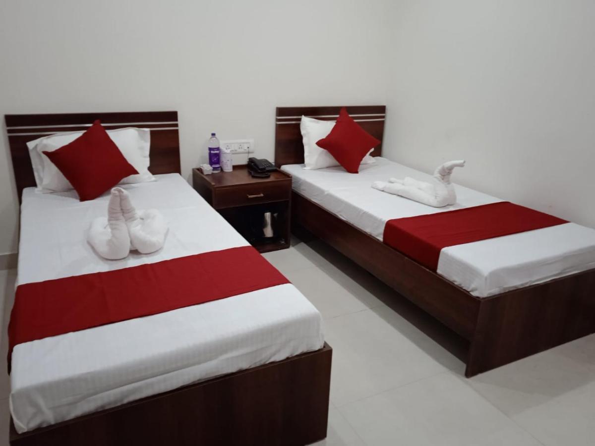 Hotel Haren Grand Γουβαχάτι Εξωτερικό φωτογραφία
