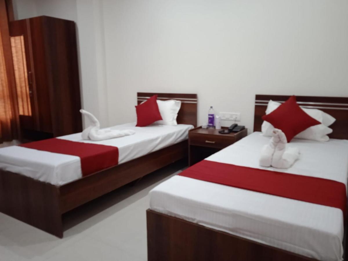 Hotel Haren Grand Γουβαχάτι Εξωτερικό φωτογραφία
